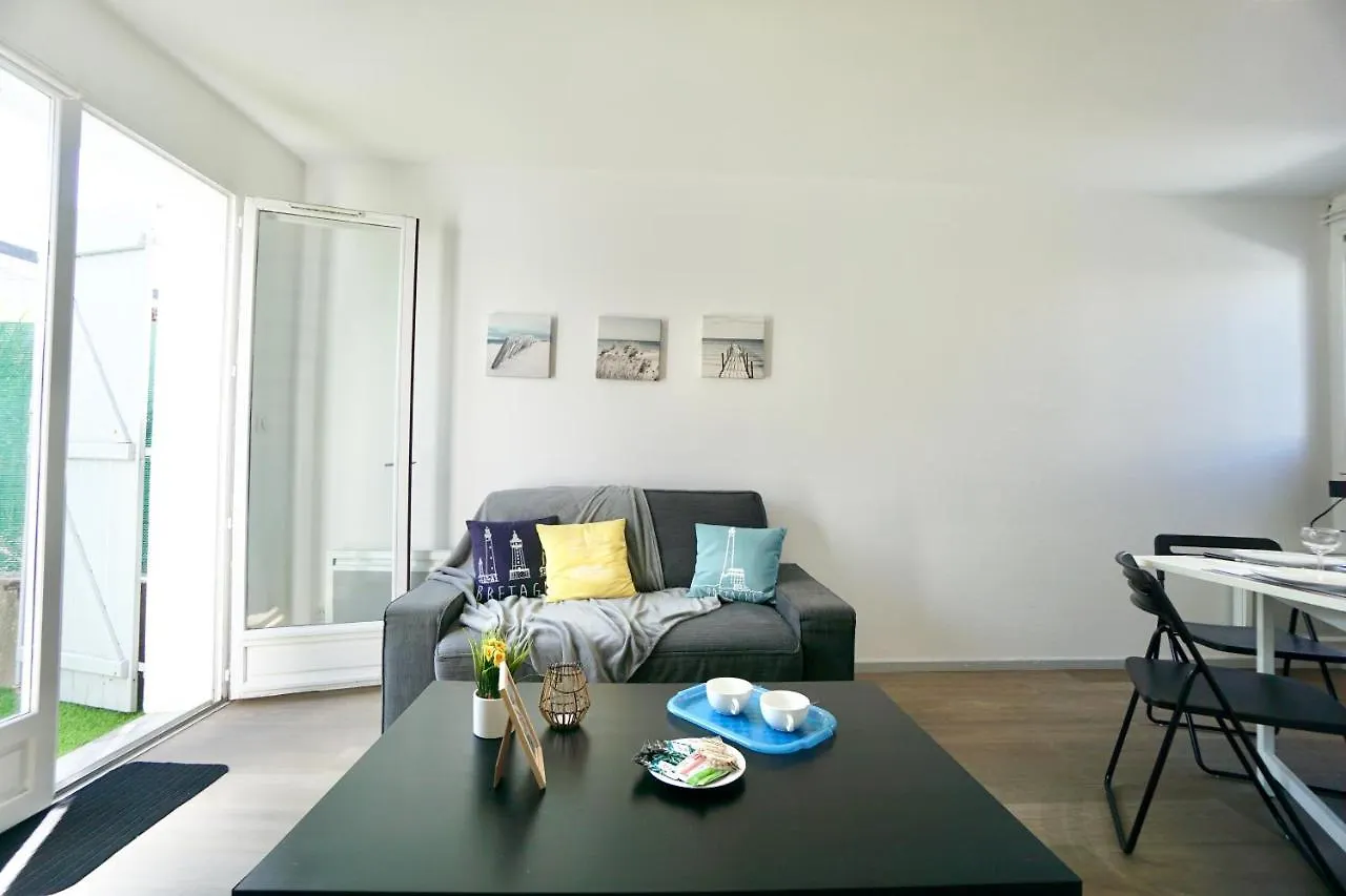 Cabine De Plage N°2 *50M De La Plage* Ploemeur Daire